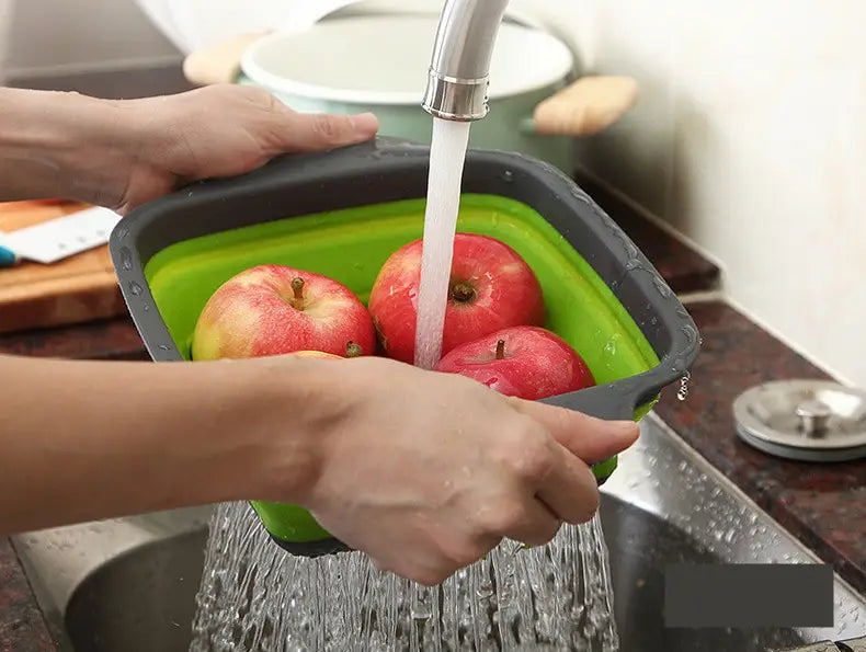 Collapsible Silicone Drain Basket – Space-Saving Strainer for Every Kitchen